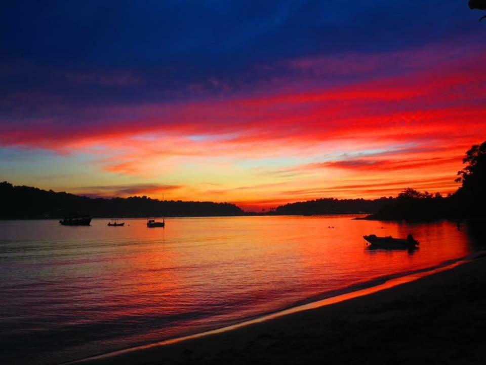 Отель Sea Paradise Ban Khlong Kloi Экстерьер фото