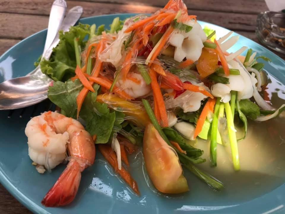 Отель Sea Paradise Ban Khlong Kloi Экстерьер фото